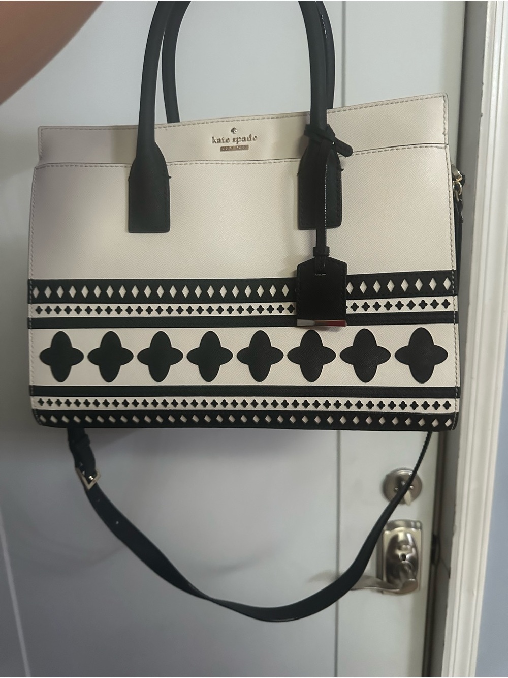 kate spade cream and black patterned bag - Picture 2 of 5